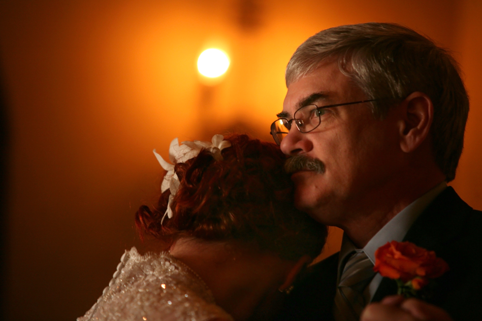 Father daughter dance at a wedding