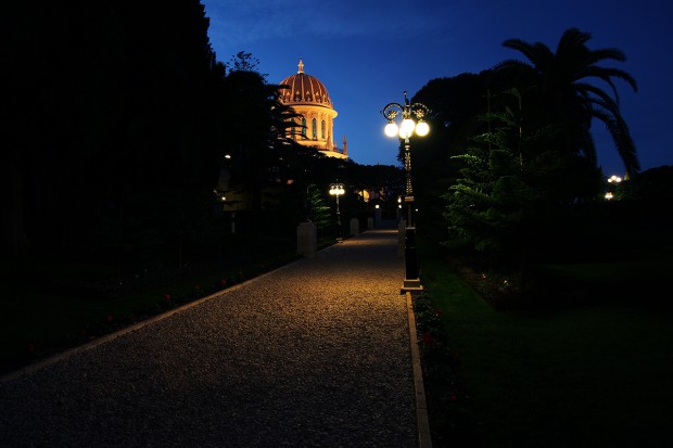 Shrine of the Bab at night